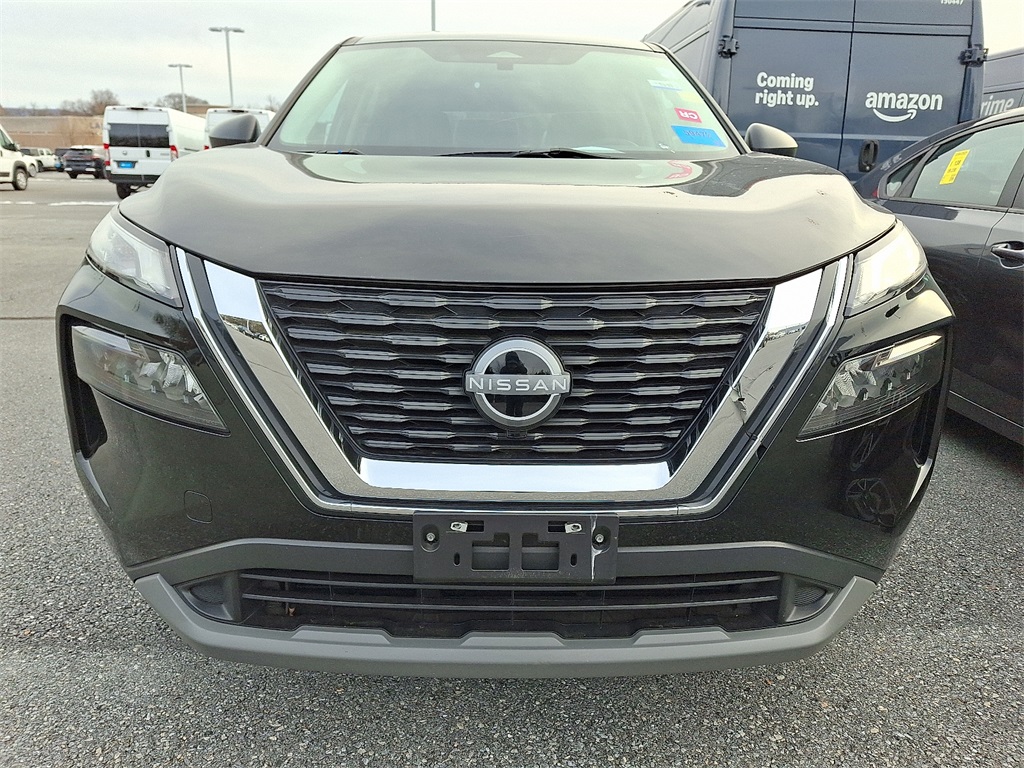 2023 Nissan Rogue S - Photo 2