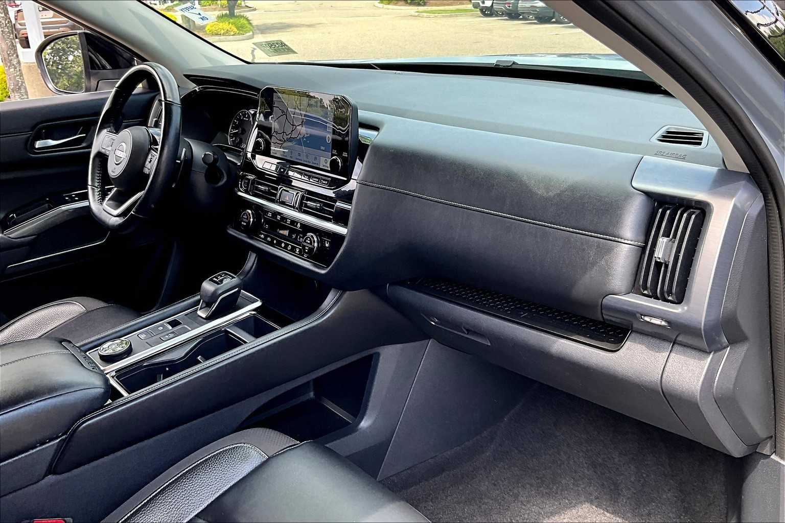 2022 Nissan Pathfinder SL - Photo 14