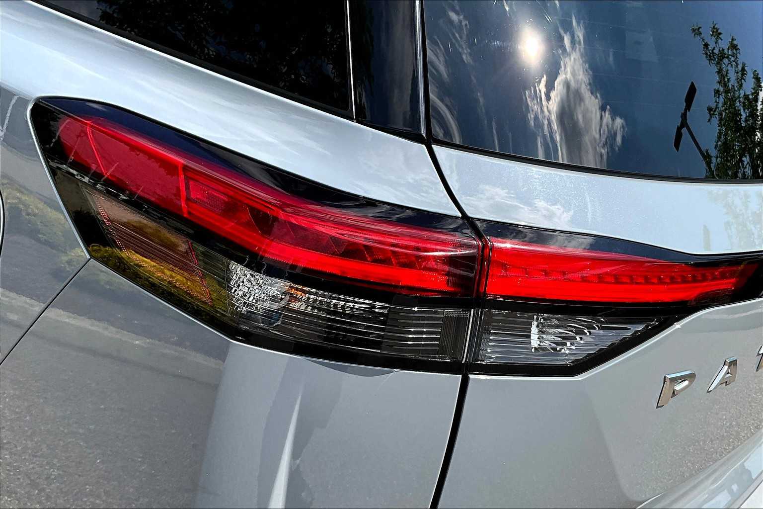 2022 Nissan Pathfinder SL - Photo 33