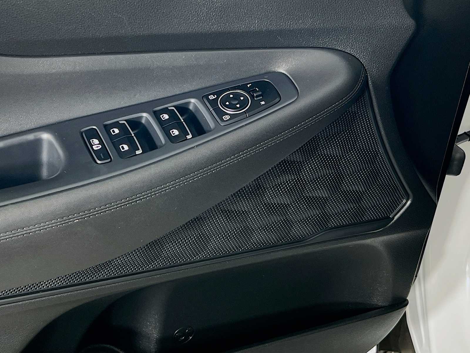 2022 Hyundai Santa Fe SEL - Photo 18