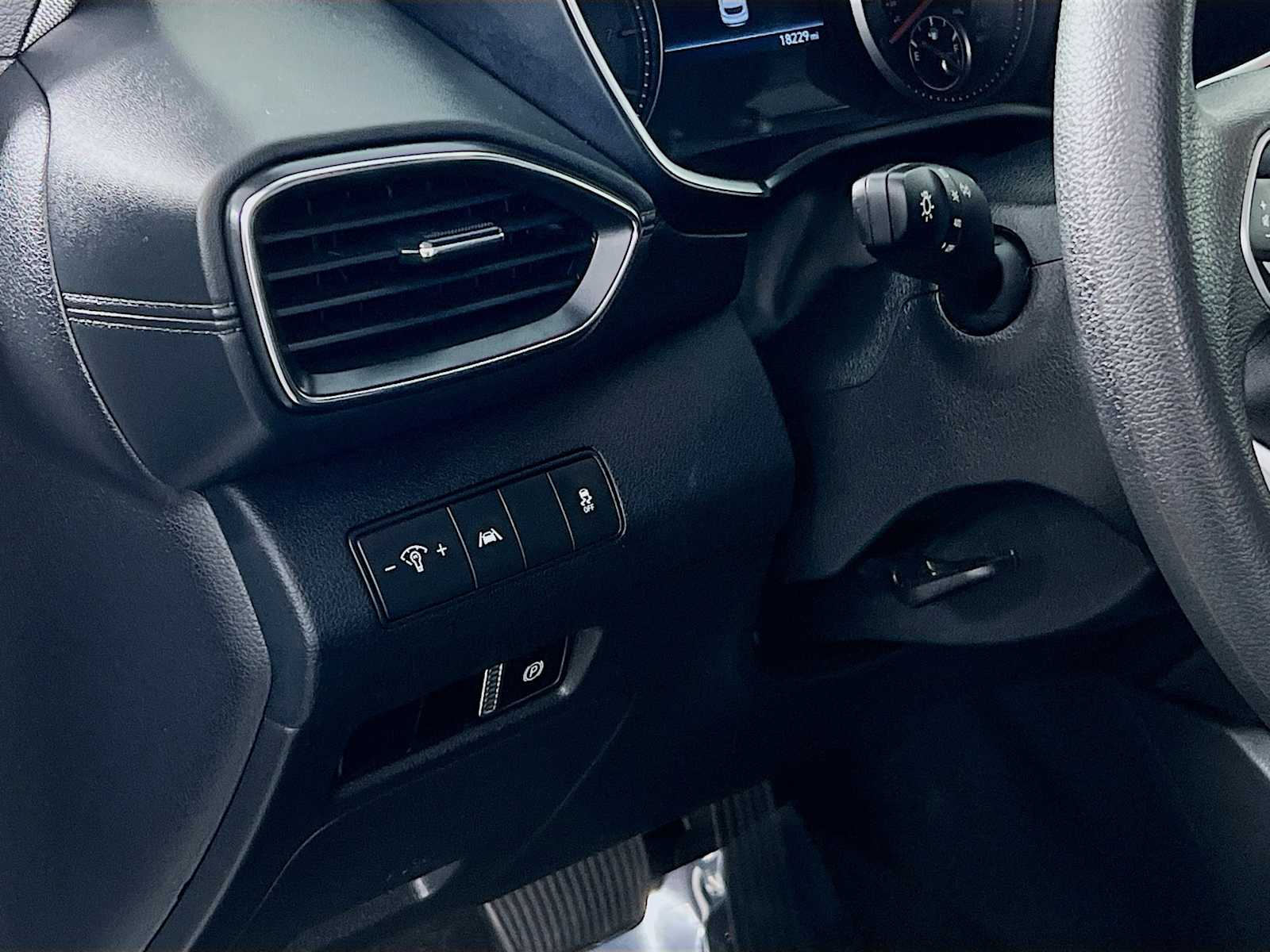 2022 Hyundai Santa Fe SEL - Photo 10