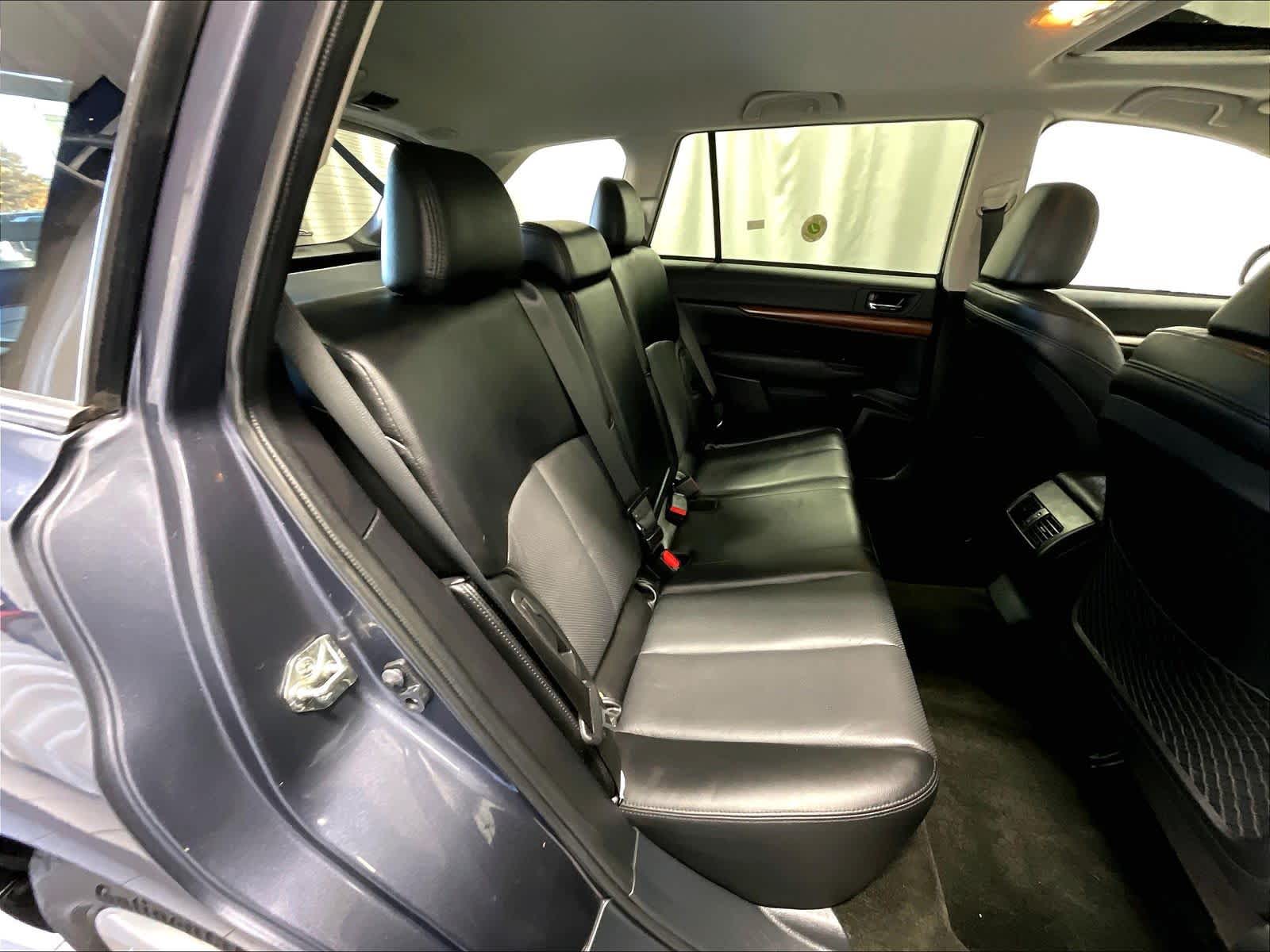 2014 Subaru Outback 2.5i Limited - Photo 16