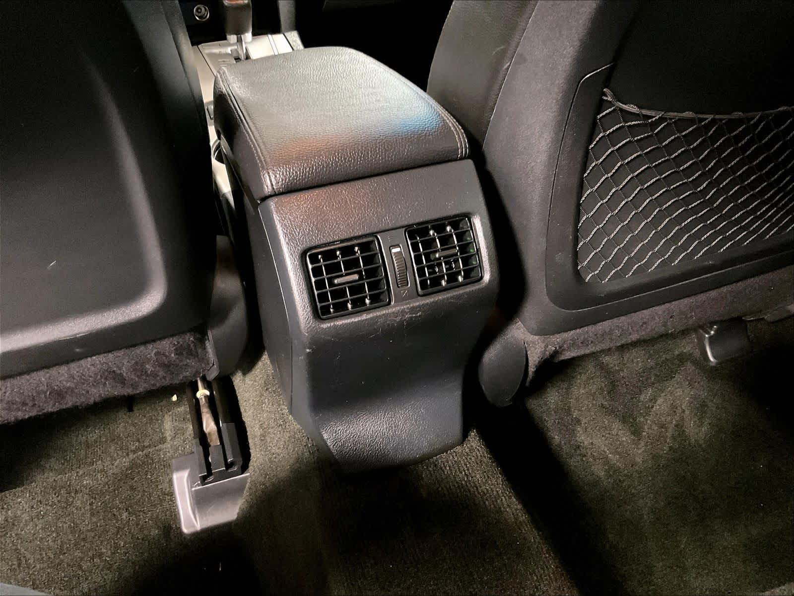 2014 Subaru Outback 2.5i Limited - Photo 27