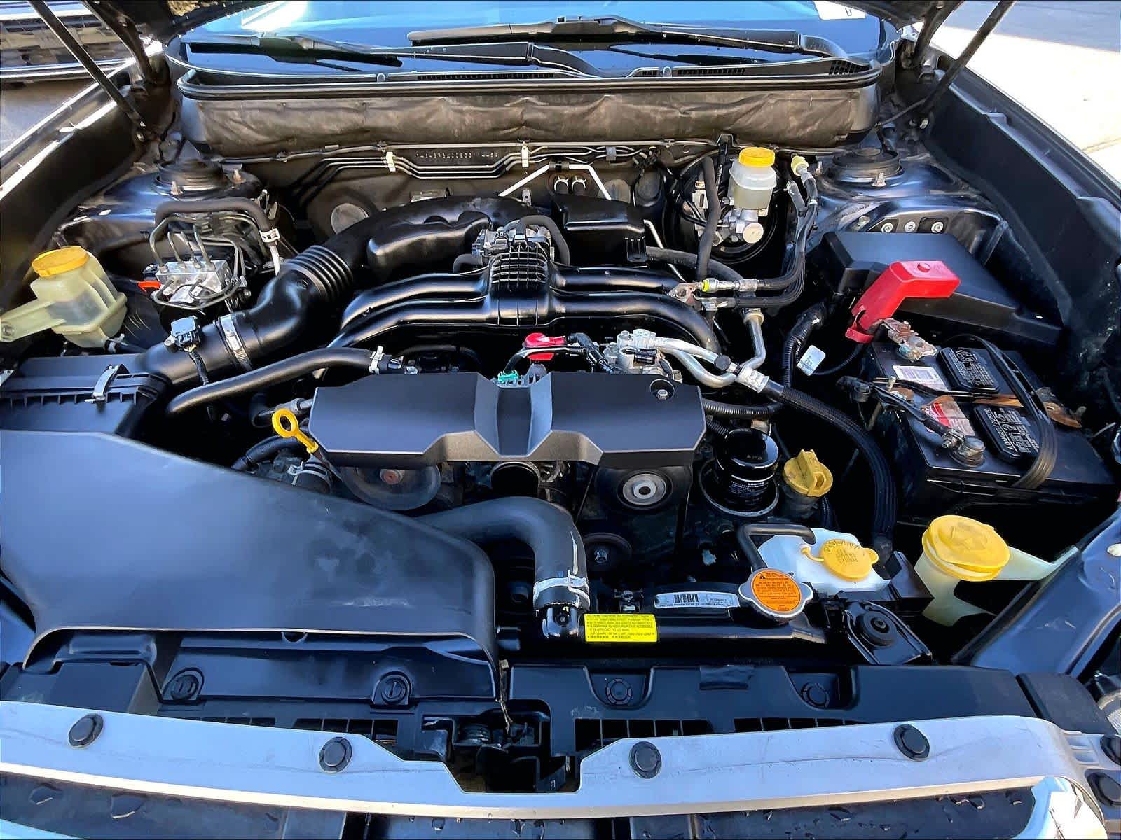 2014 Subaru Outback 2.5i Limited - Photo 29