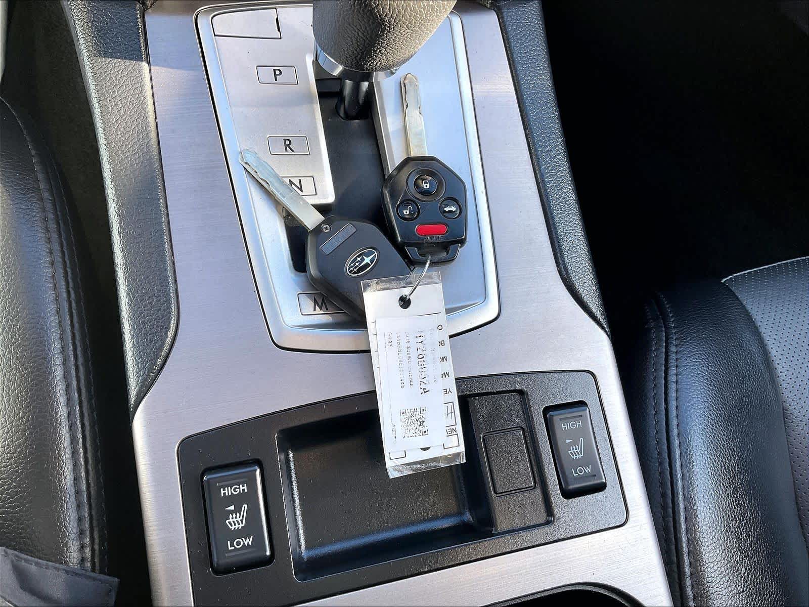 2014 Subaru Outback 2.5i Limited - Photo 30