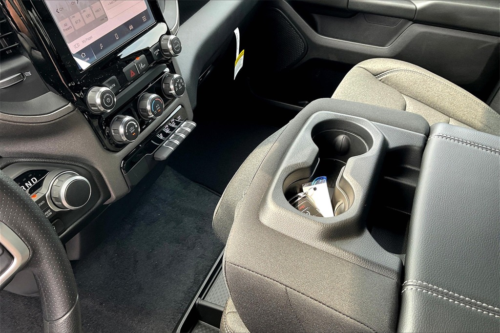 2026 Ram 1500 Tradesman - Photo 14