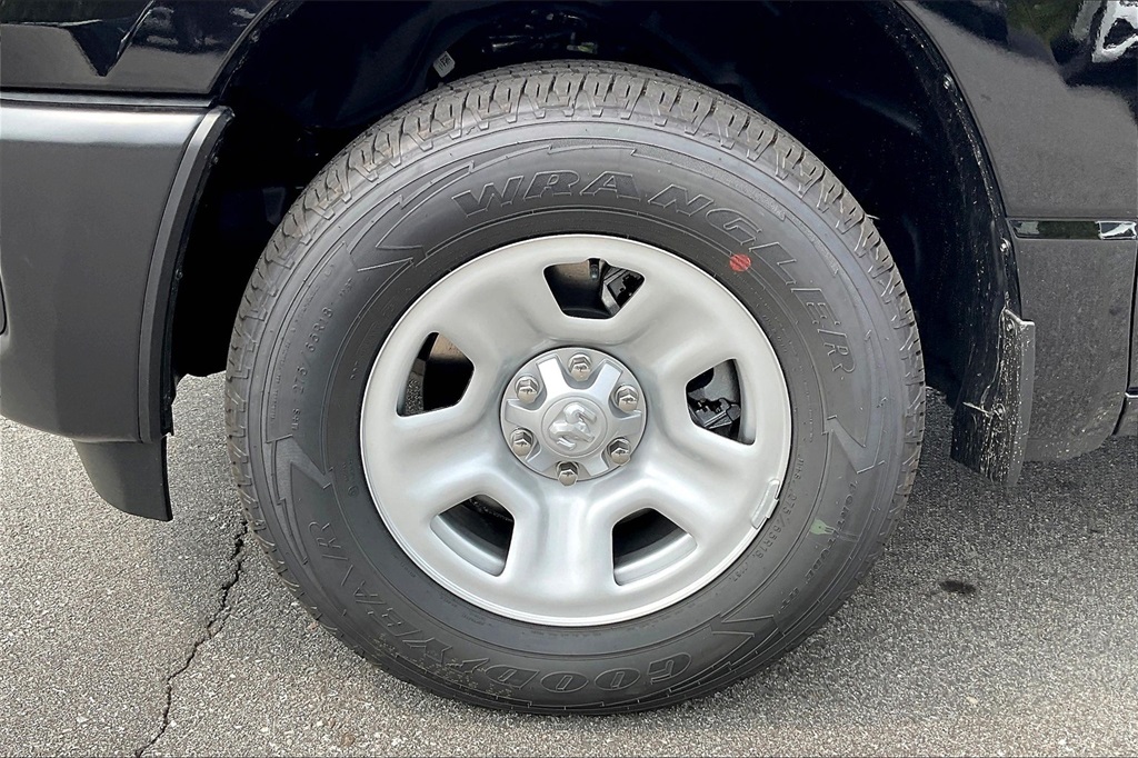 2026 Ram 1500 Tradesman - Photo 8