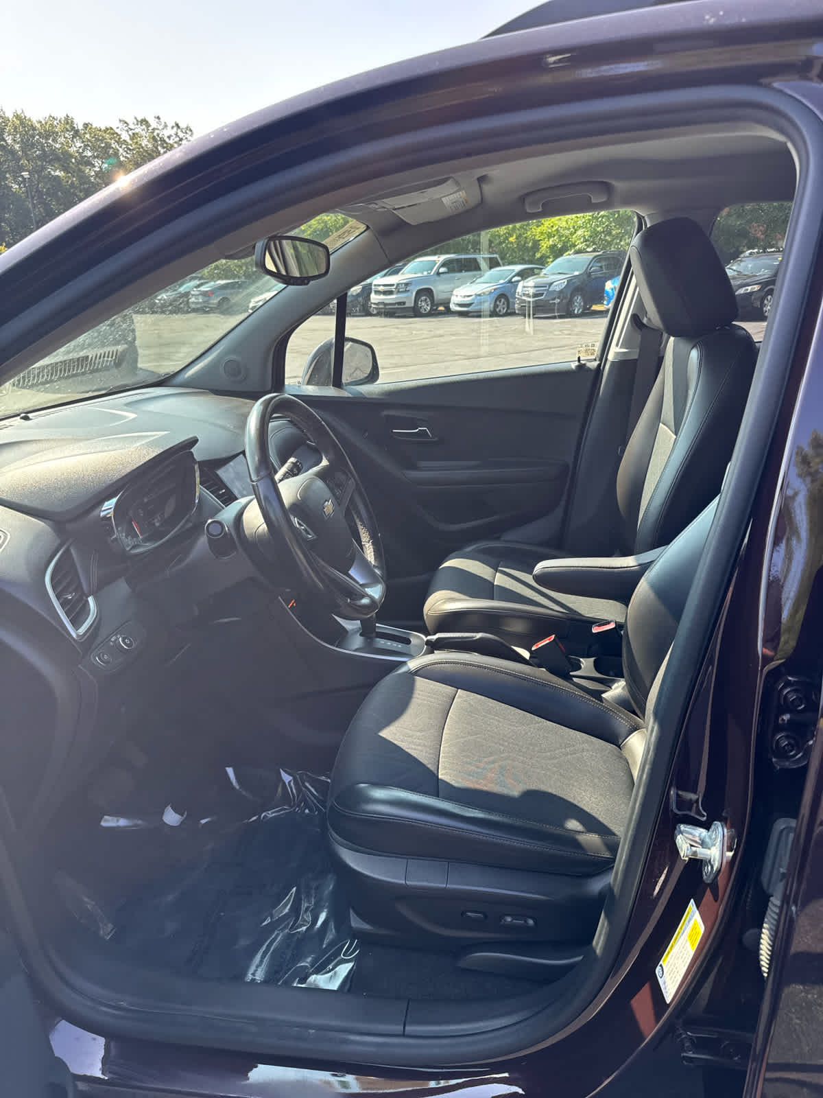 2022 Chevrolet Trax LT - Photo 11