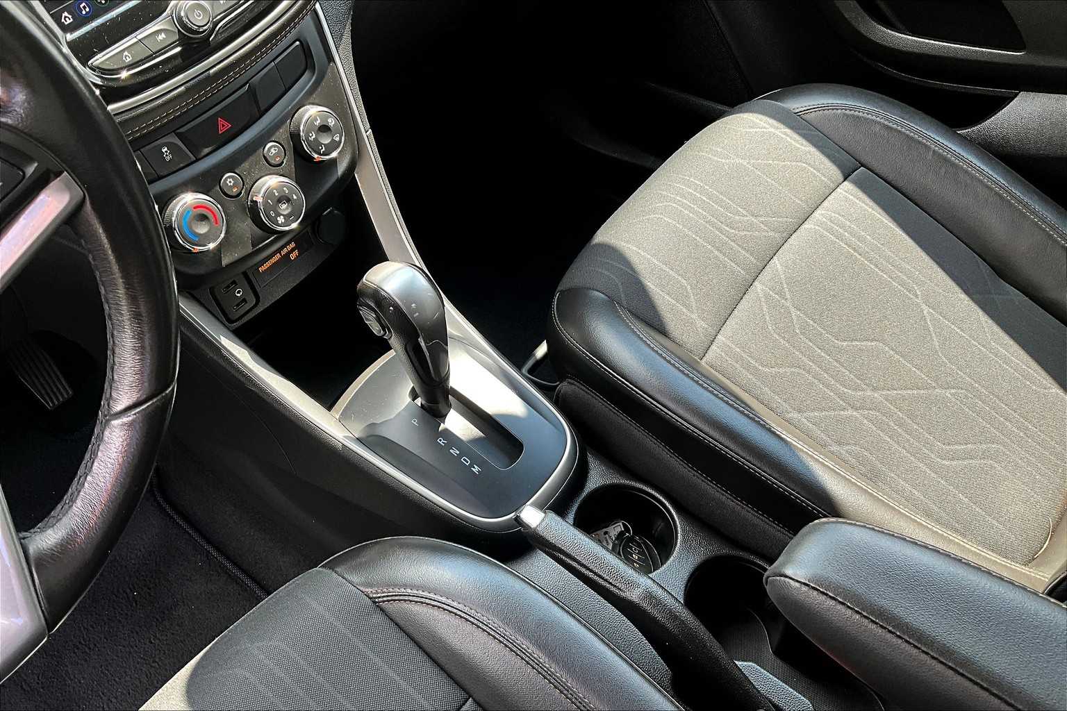 2022 Chevrolet Trax LT - Photo 19