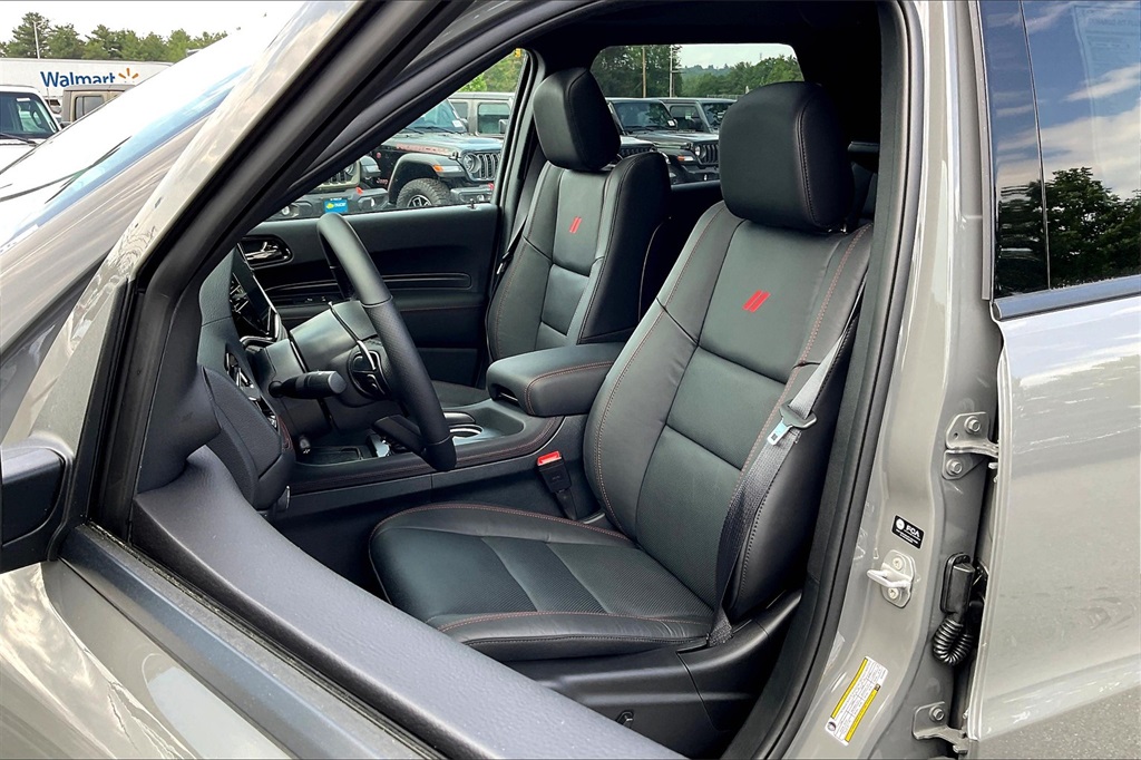 2025 Dodge Durango R/T Plus - Photo 11