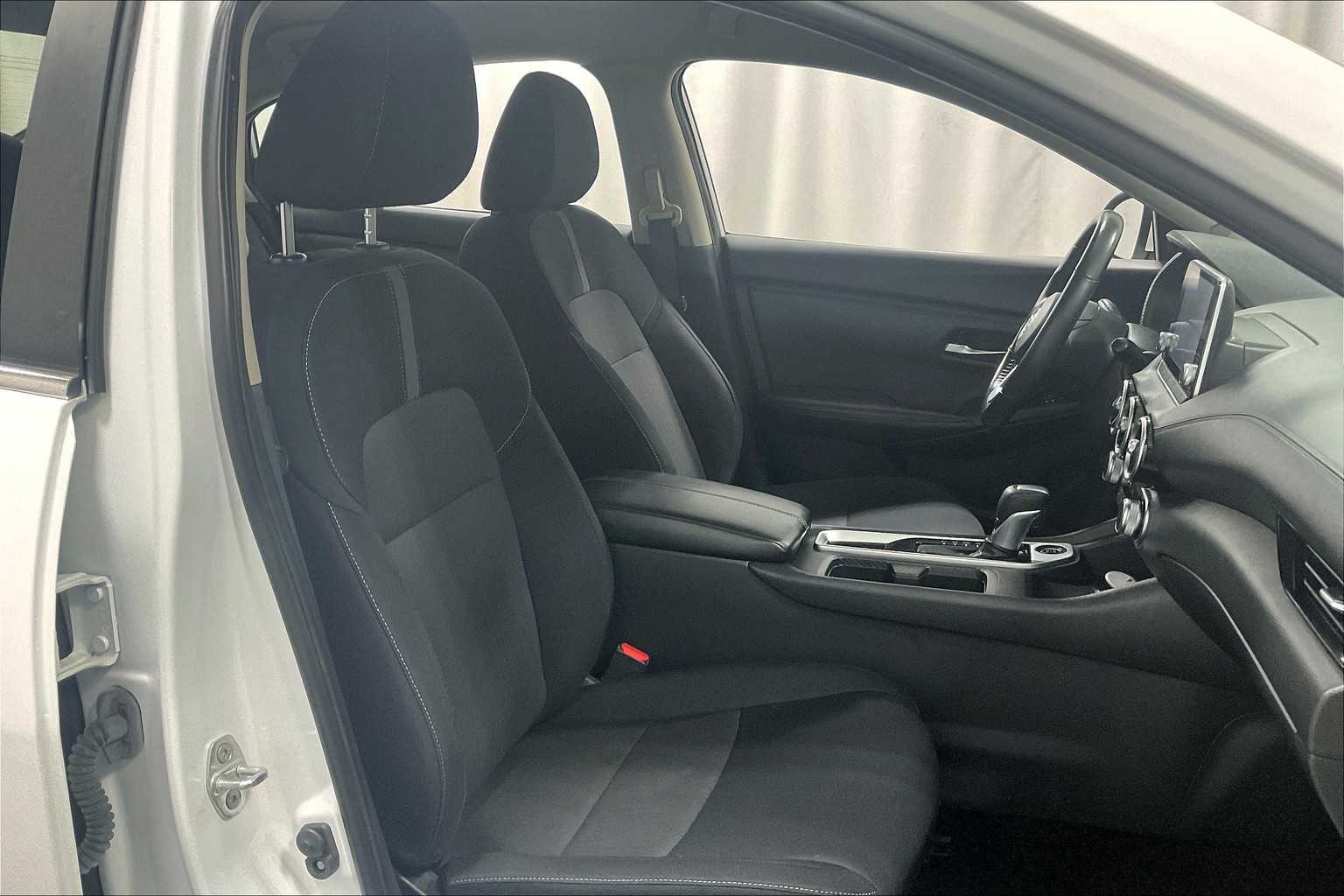 2023 Nissan Sentra SV - Photo 11