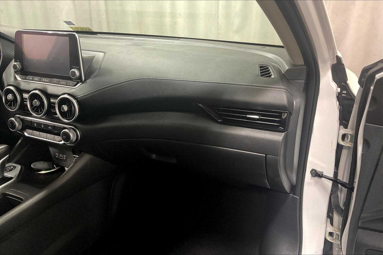 2023 Nissan Sentra SV - Photo 13