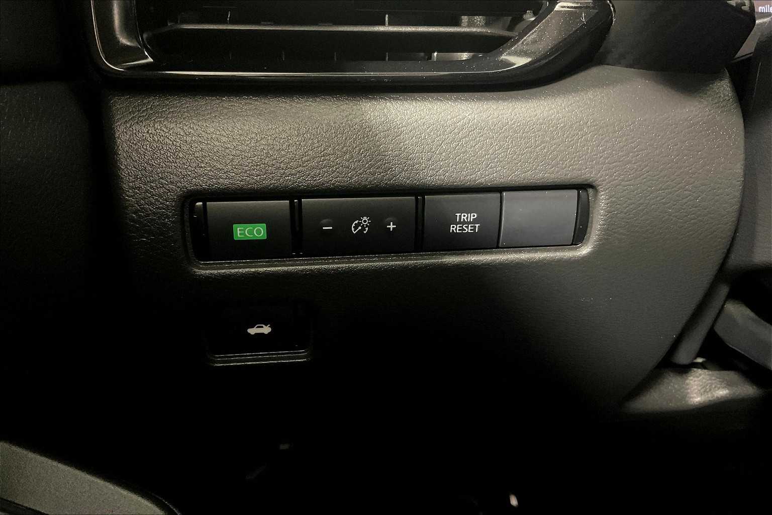 2023 Nissan Sentra SV - Photo 25