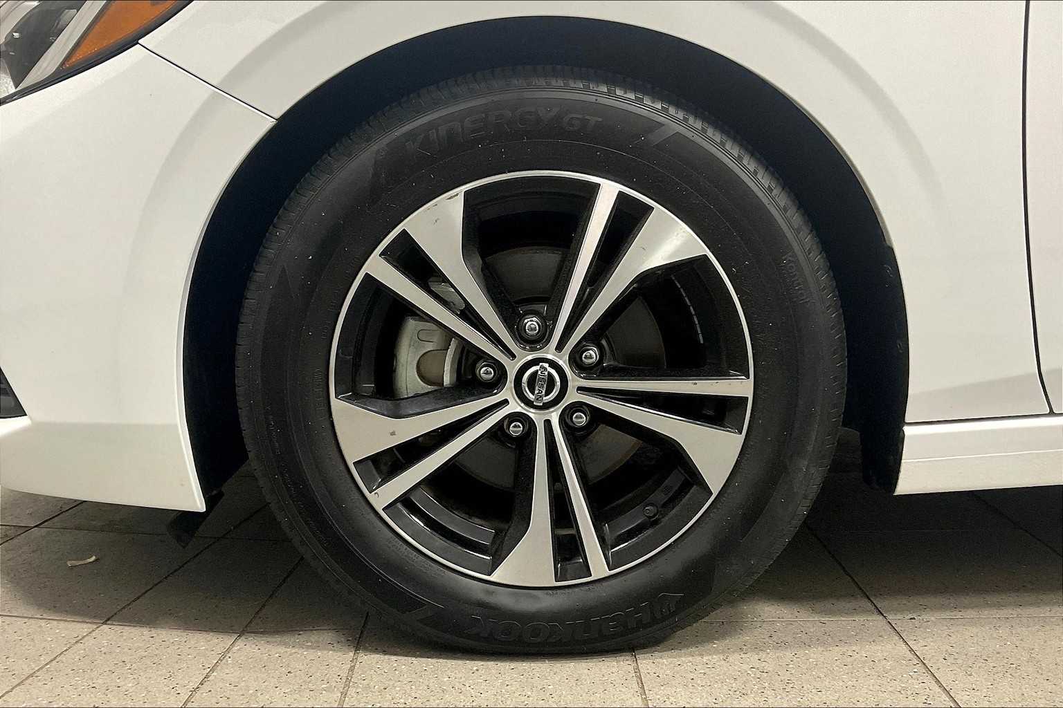 2023 Nissan Sentra SV - Photo 7