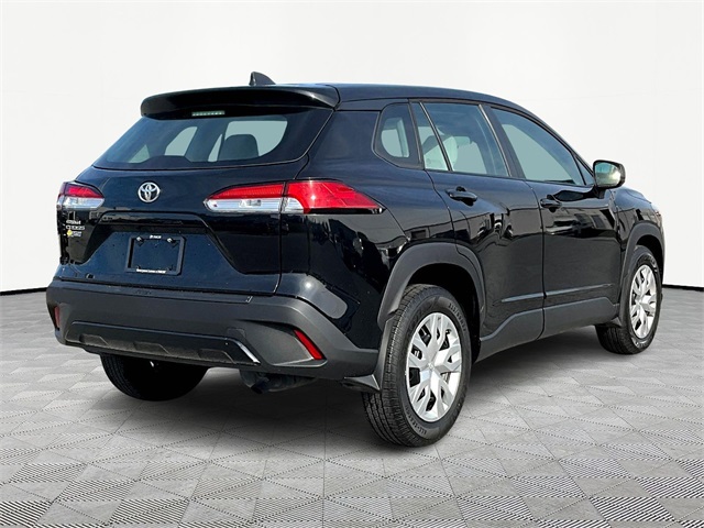 2023 Toyota Corolla Cross L - Photo 6