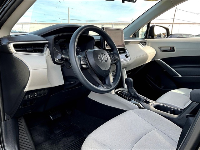 2023 Toyota Corolla Cross L - Photo 8