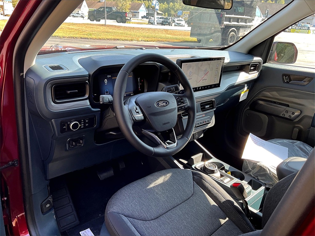 2025 Ford Maverick XLT - Photo 7