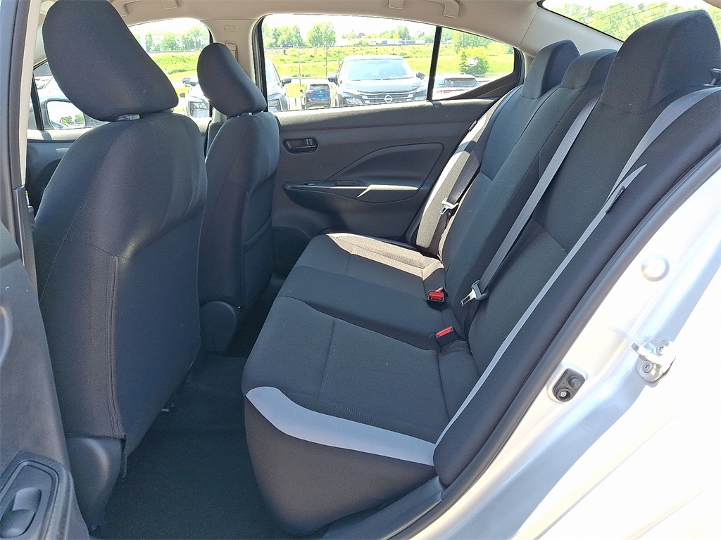 2025 Nissan Versa 1.6 S - Photo 6
