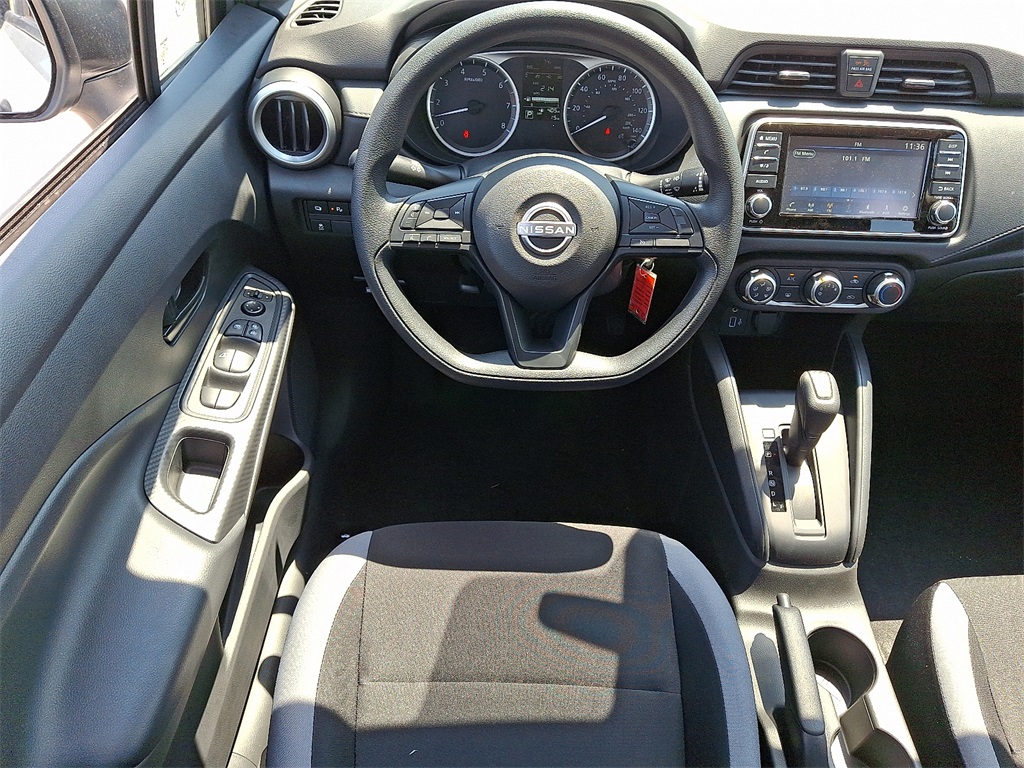 2025 Nissan Versa 1.6 S - Photo 7