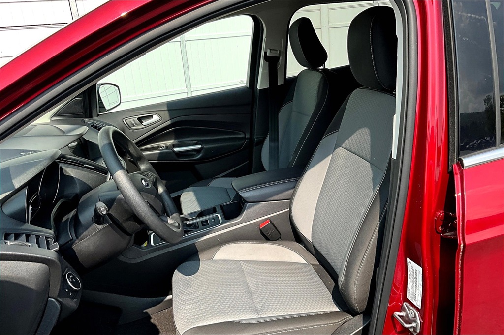 2019 Ford Escape SE - Photo 10