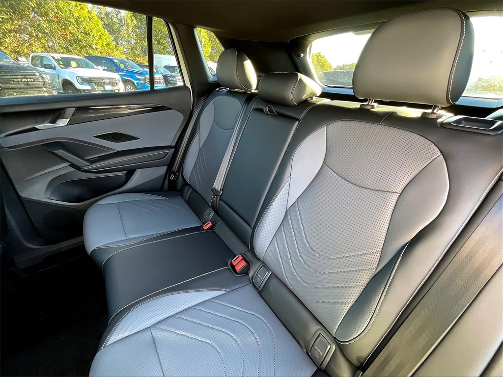 2025 Volkswagen Tiguan 2.0T SE R-Line Black - Photo 15