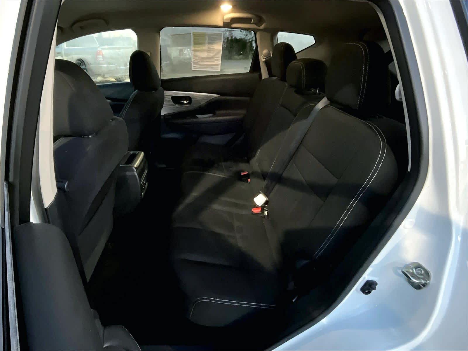 2016 Nissan Murano S - Photo 15