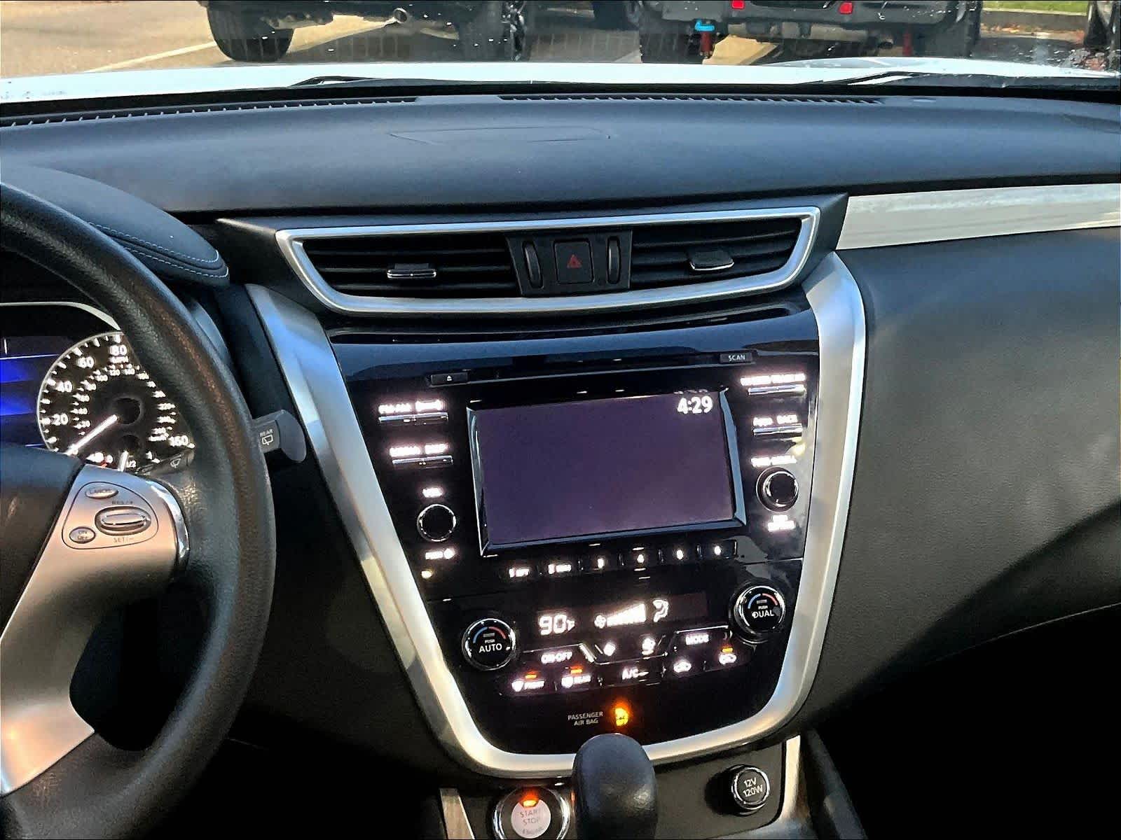 2016 Nissan Murano S - Photo 18