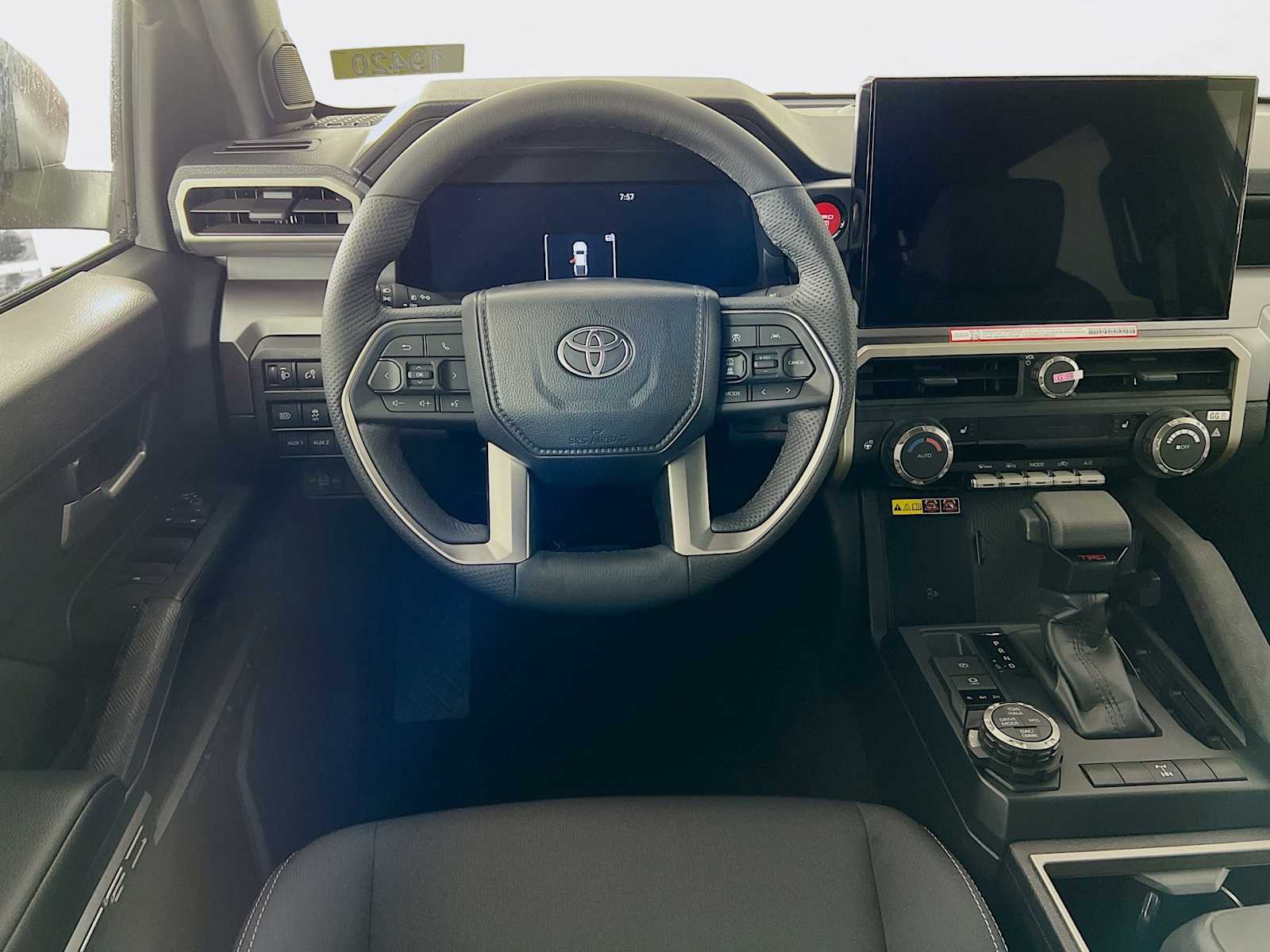 2025 Toyota Tacoma TRD Off Road - Photo 14