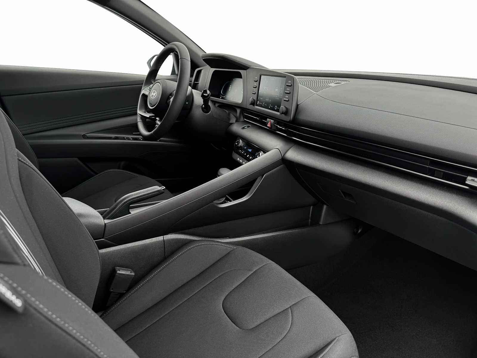 2025 Hyundai Elantra SEL Sport - Photo 15