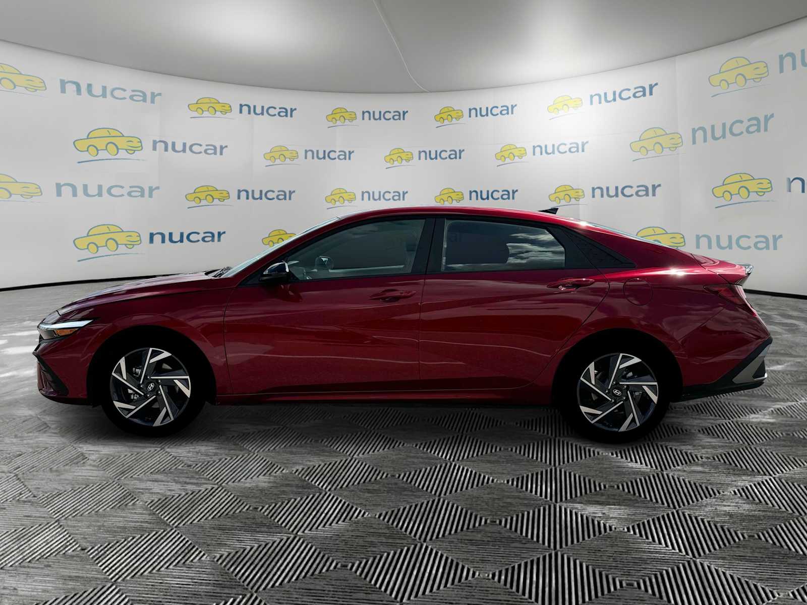 2025 Hyundai Elantra SEL Sport - Photo 4