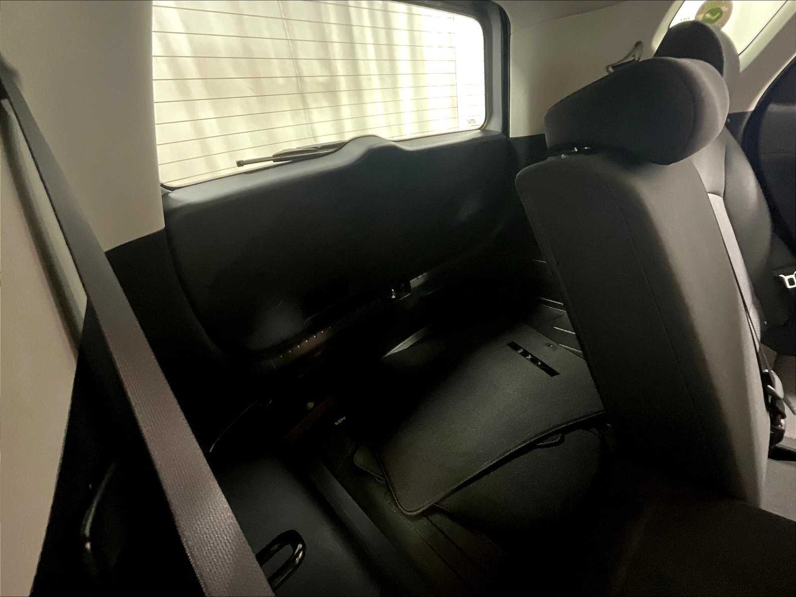 2023 Kia Soul LX - Photo 17