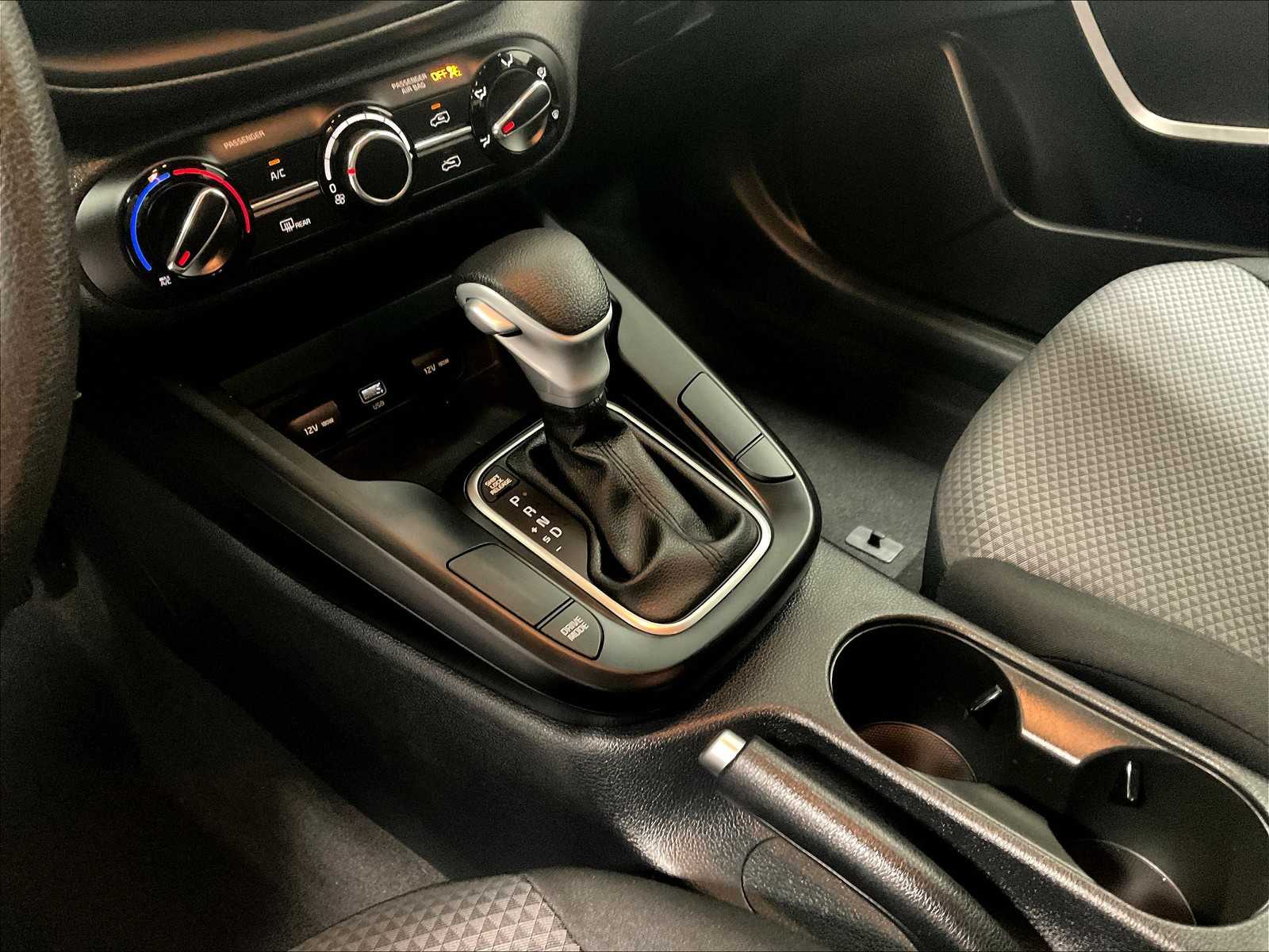 2023 Kia Soul LX - Photo 21