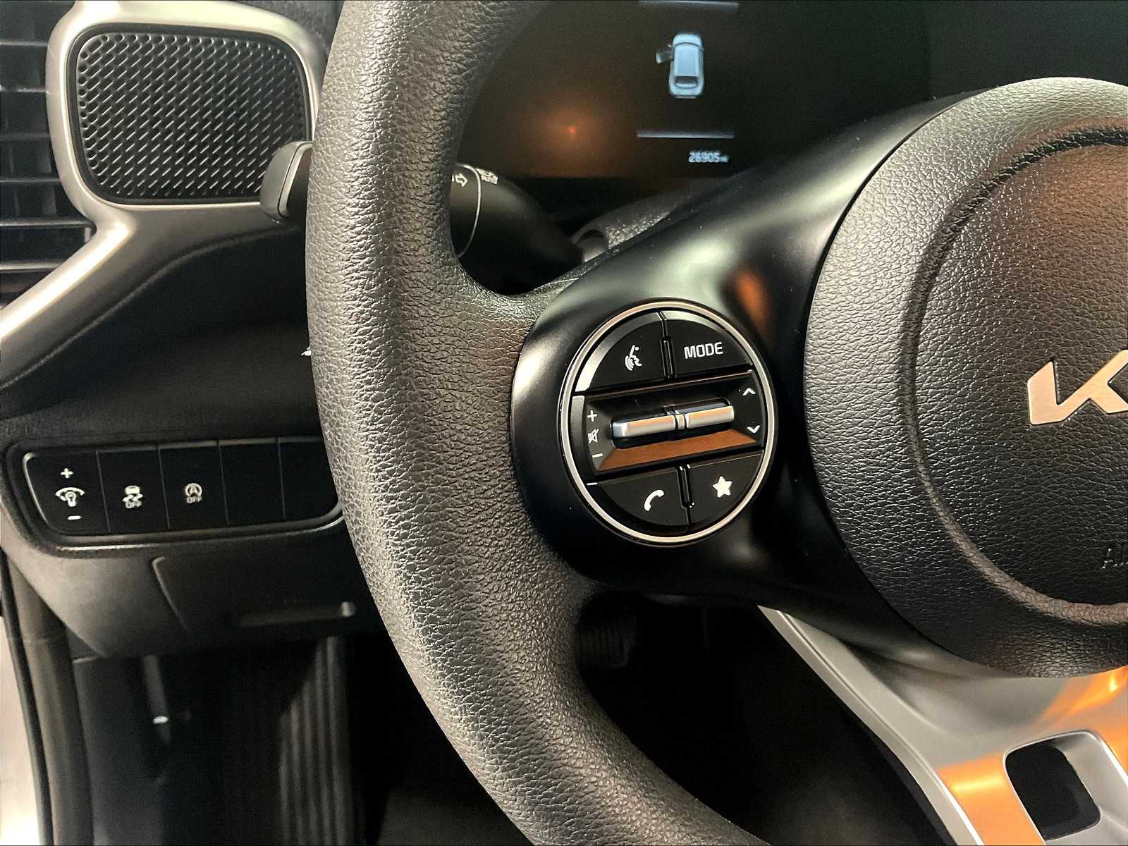 2023 Kia Soul LX - Photo 23