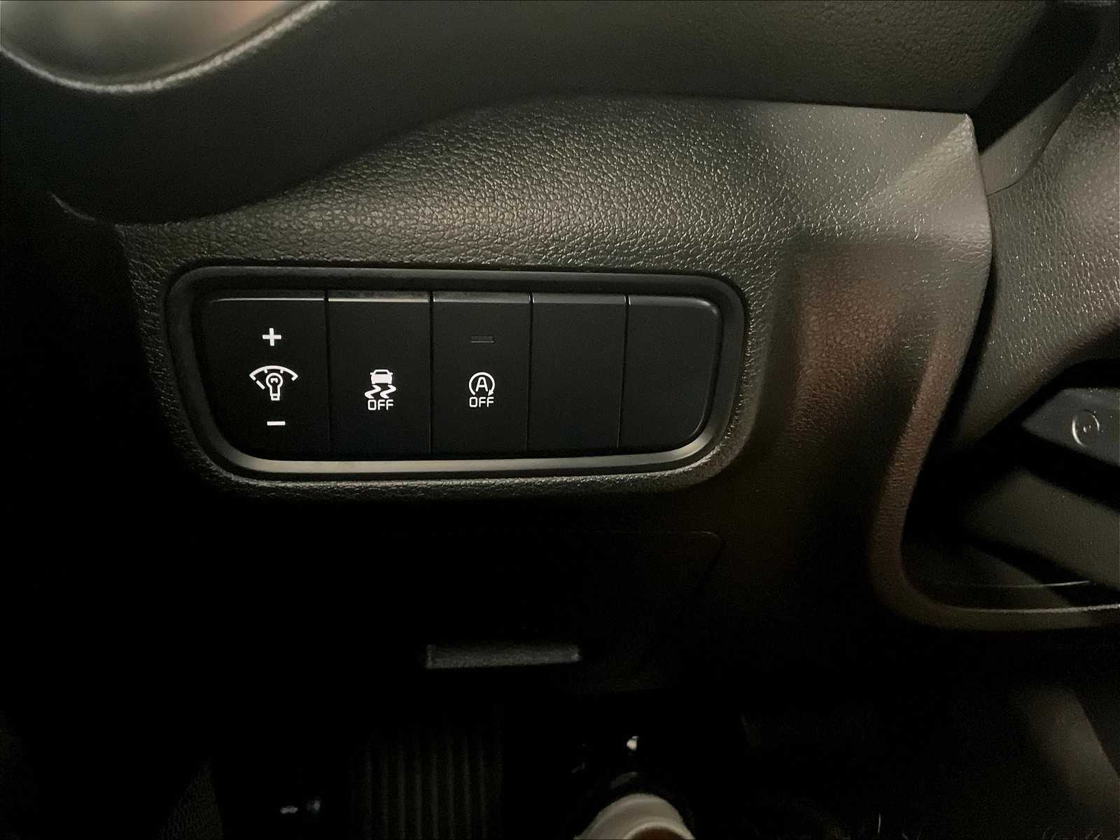 2023 Kia Soul LX - Photo 26