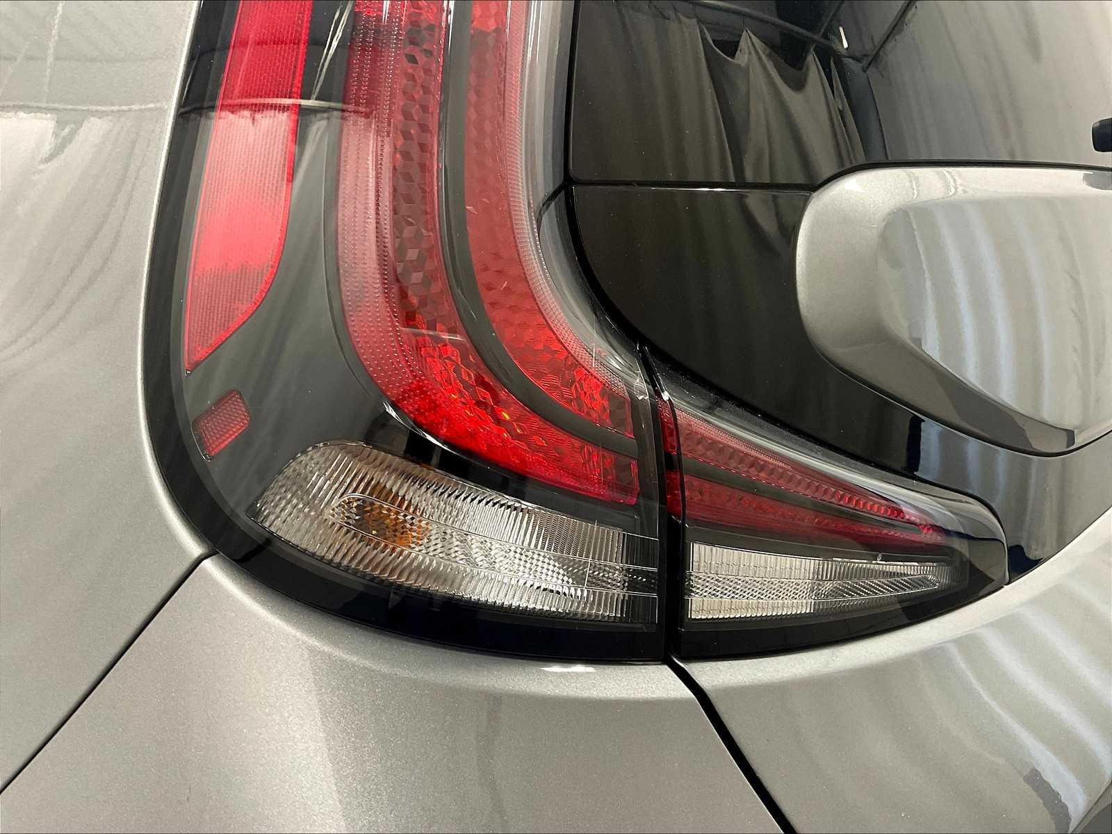 2023 Kia Soul LX - Photo 34