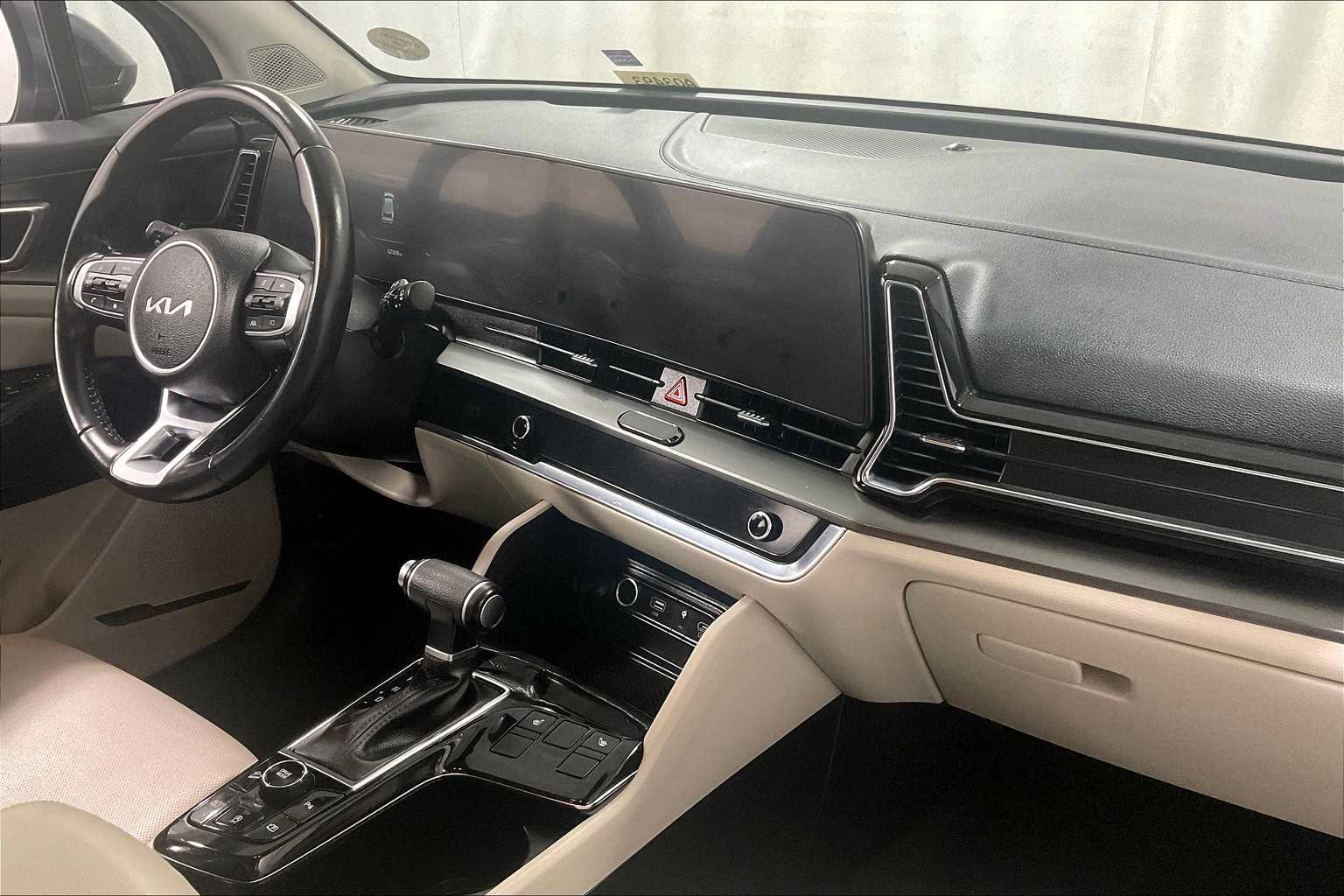2023 Kia Sportage EX - Photo 14
