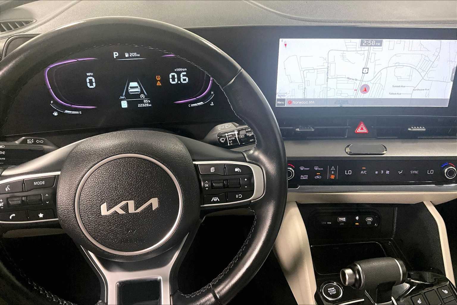2023 Kia Sportage EX - Photo 19