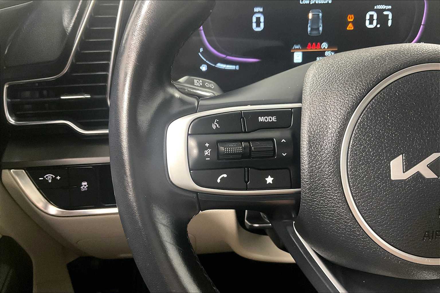 2023 Kia Sportage EX - Photo 23