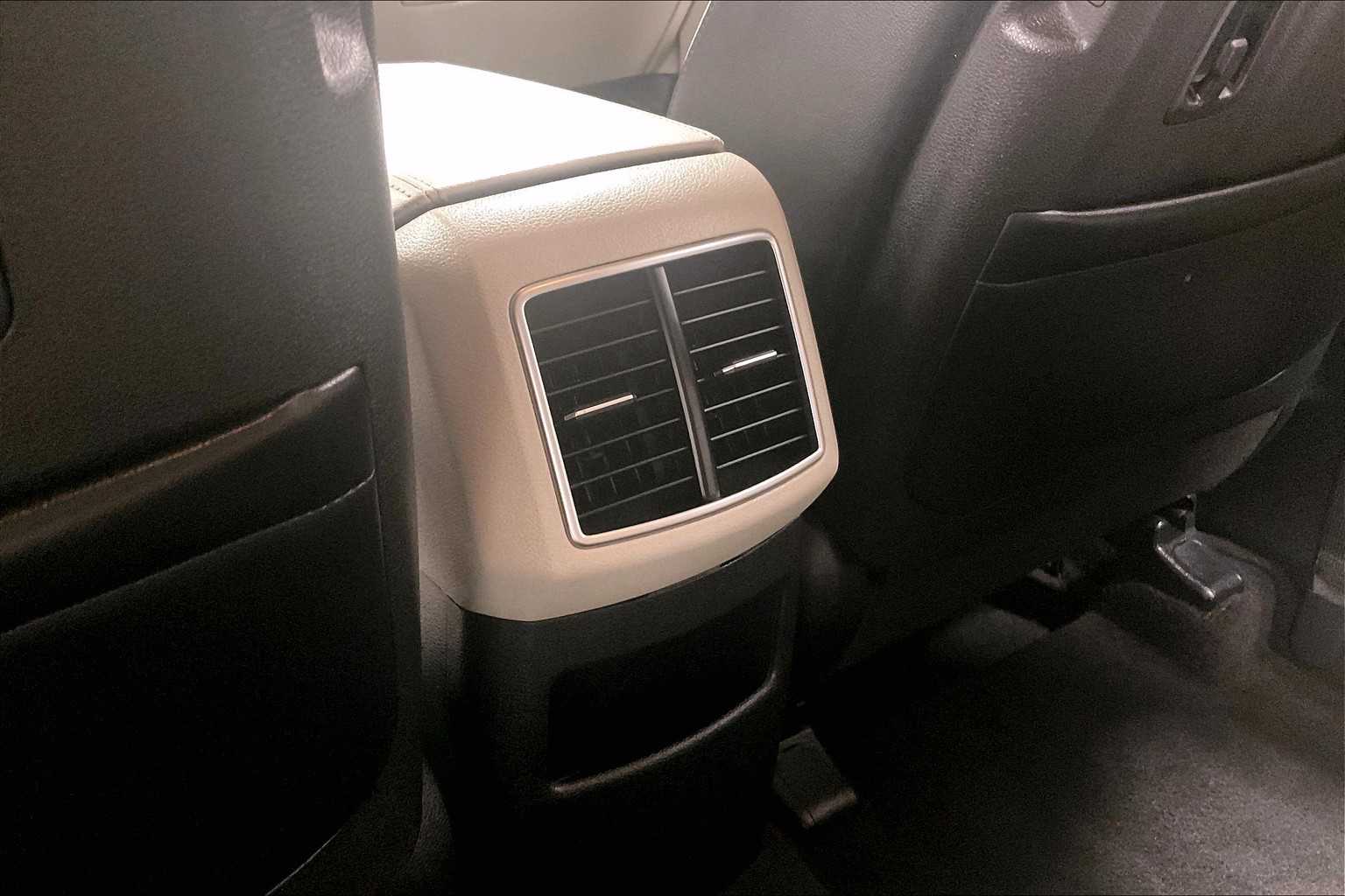 2023 Kia Sportage EX - Photo 28