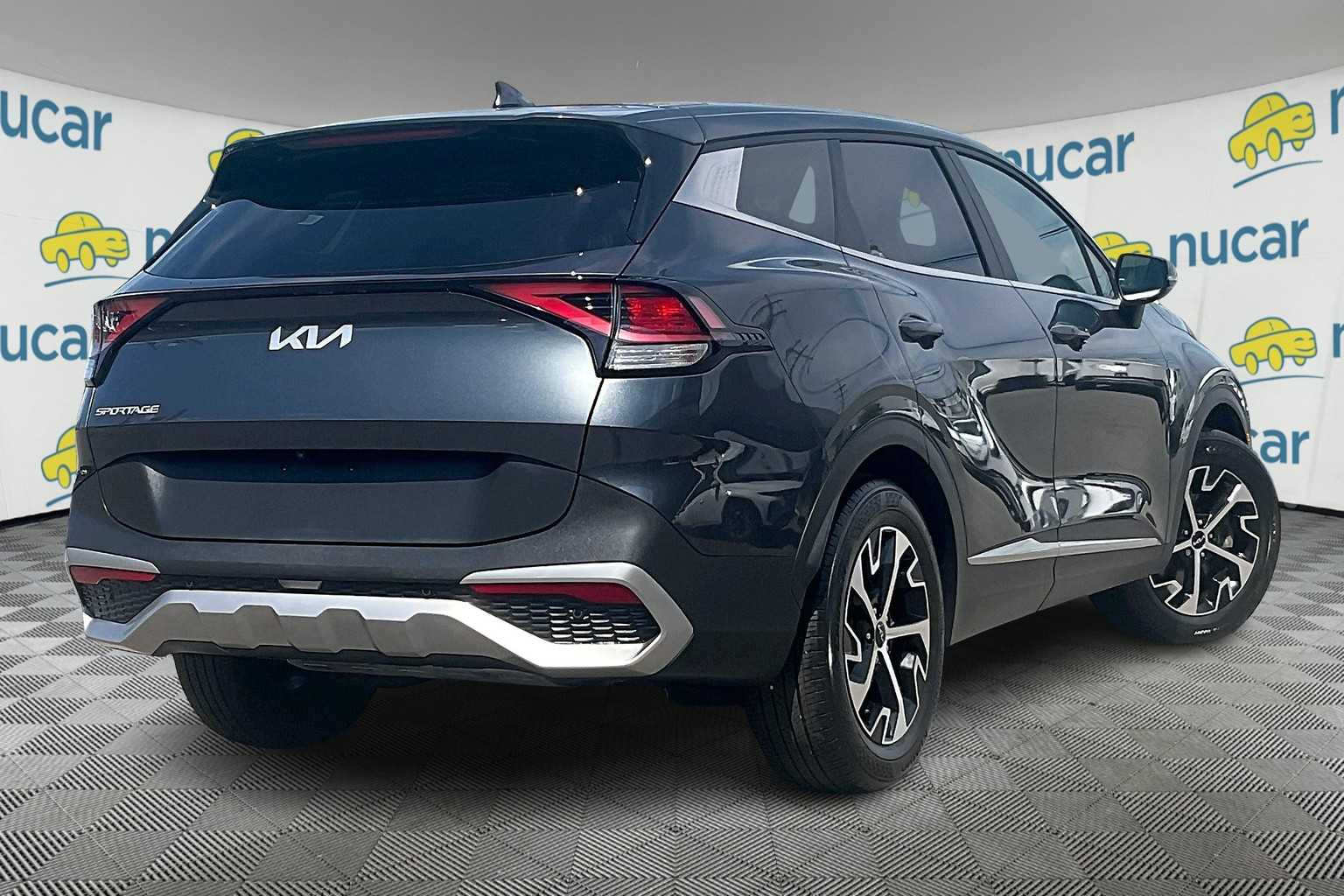 2023 Kia Sportage EX - Photo 6