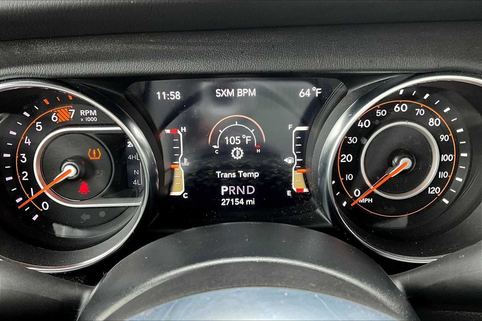 2022 Jeep Wrangler Unlimited Sahara - Photo 24