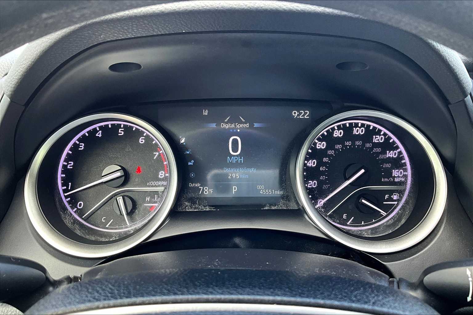 2021 Toyota Camry LE - Photo 23