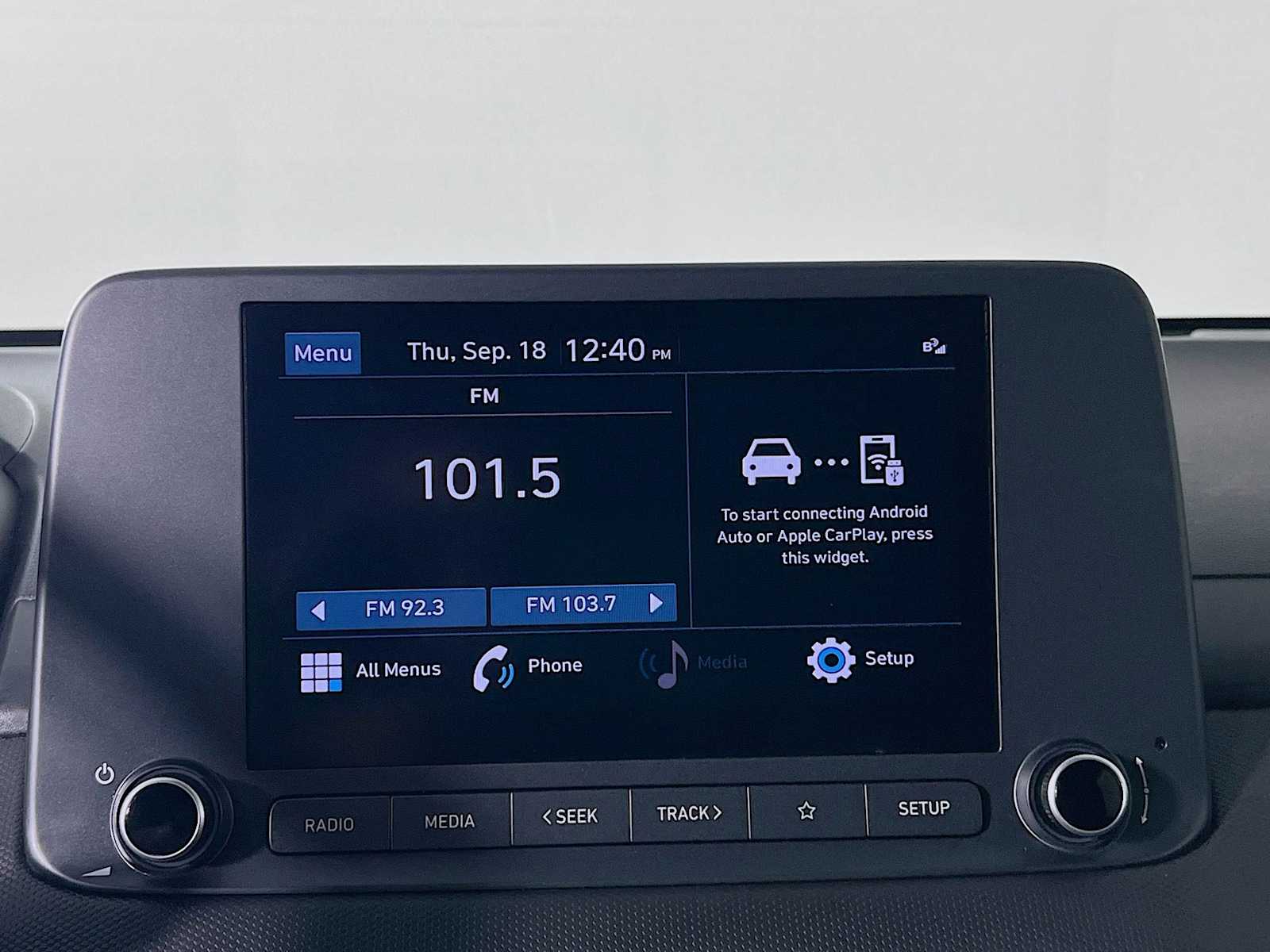 2023 Hyundai Kona SEL - Photo 14