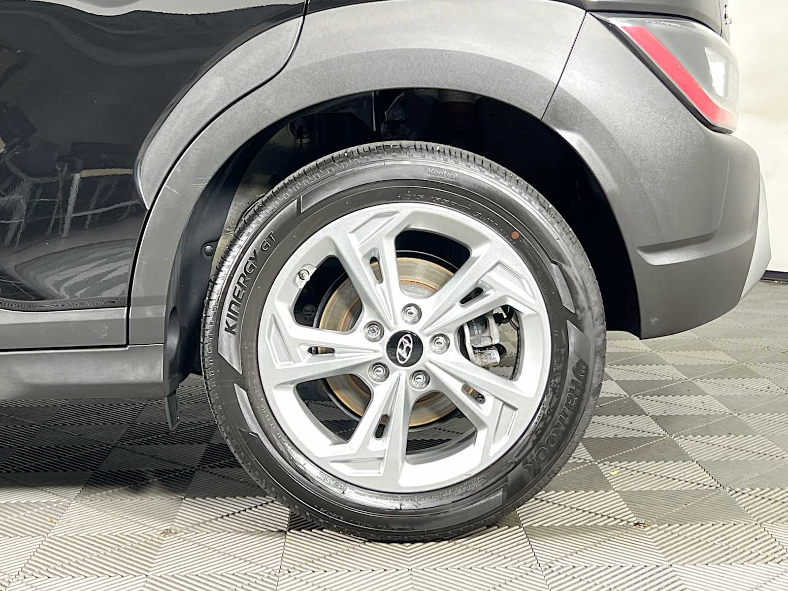 2023 Hyundai Kona SEL - Photo 29