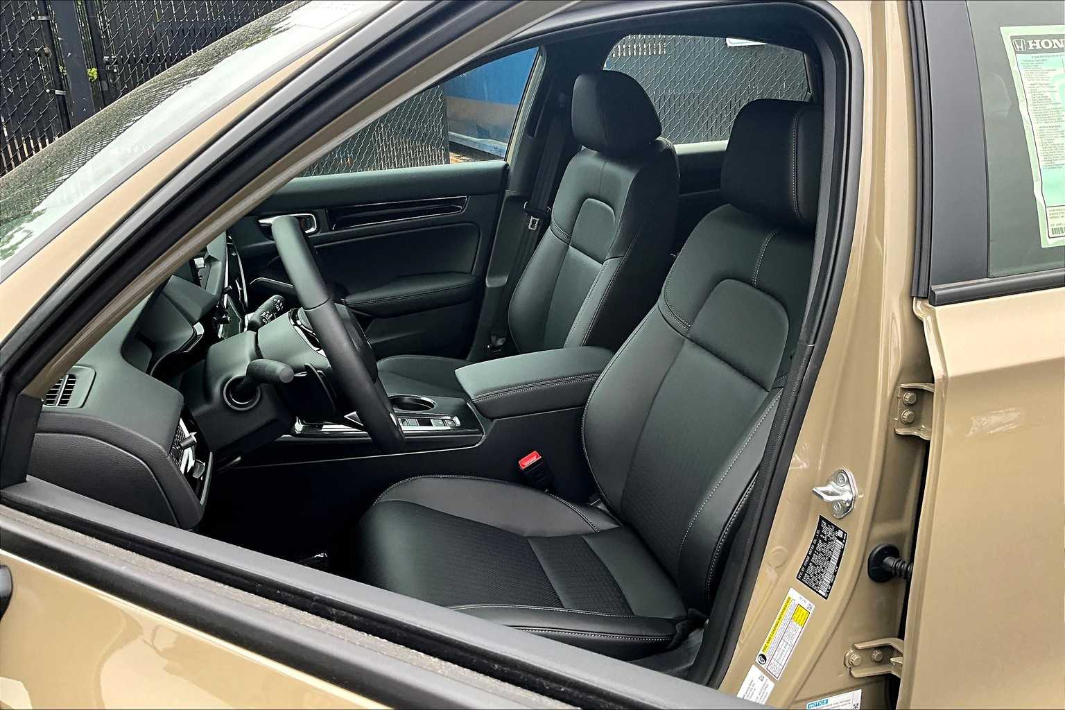 2025 Honda Civic Hatchback Hybrid Sport Touring - Photo 11