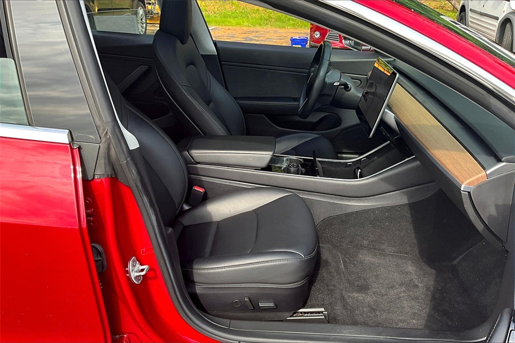 2019 Tesla Model 3 Long Range - Photo 14