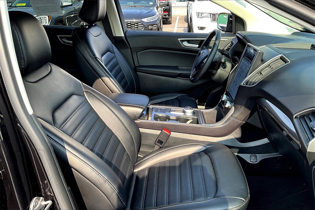 2024 Ford Edge SEL - Photo 11