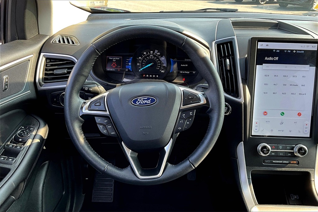 2024 Ford Edge SEL - Photo 17