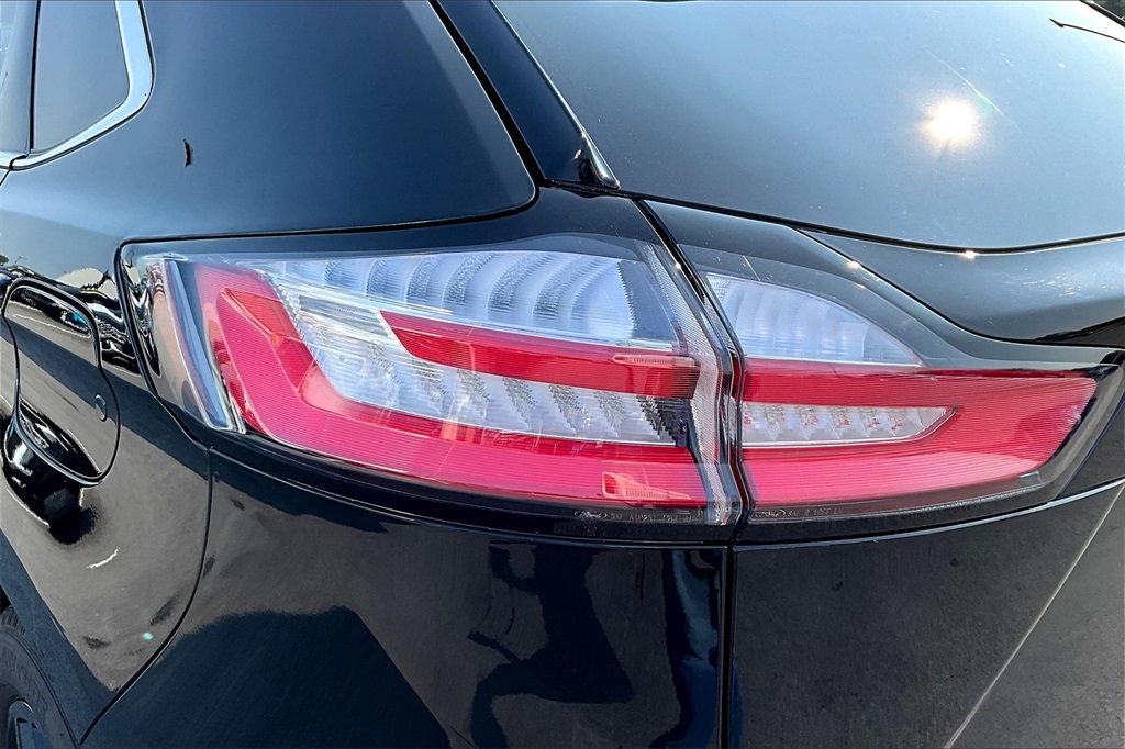 2024 Ford Edge SEL - Photo 34