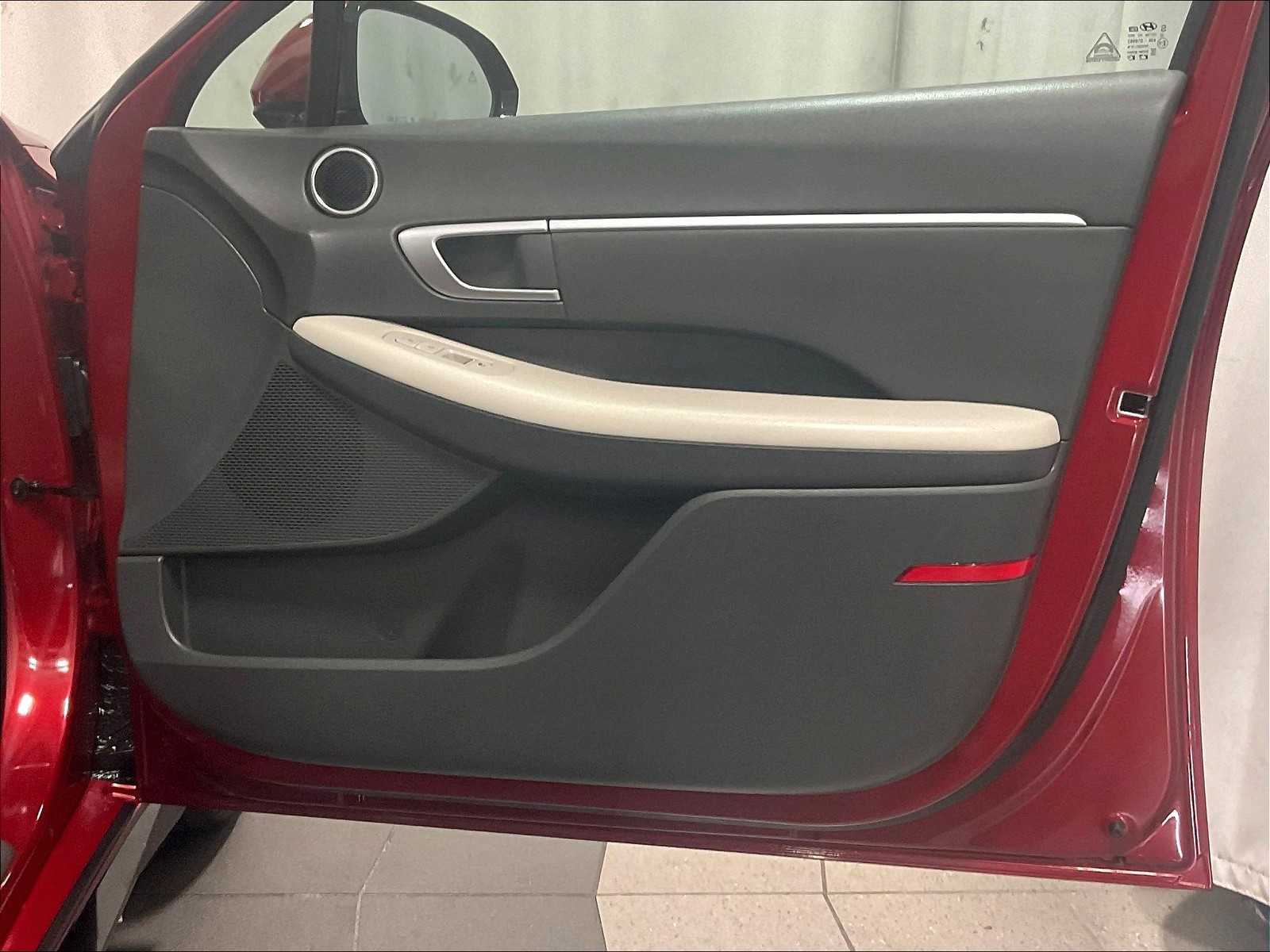 2024 Hyundai Sonata SEL - Photo 13